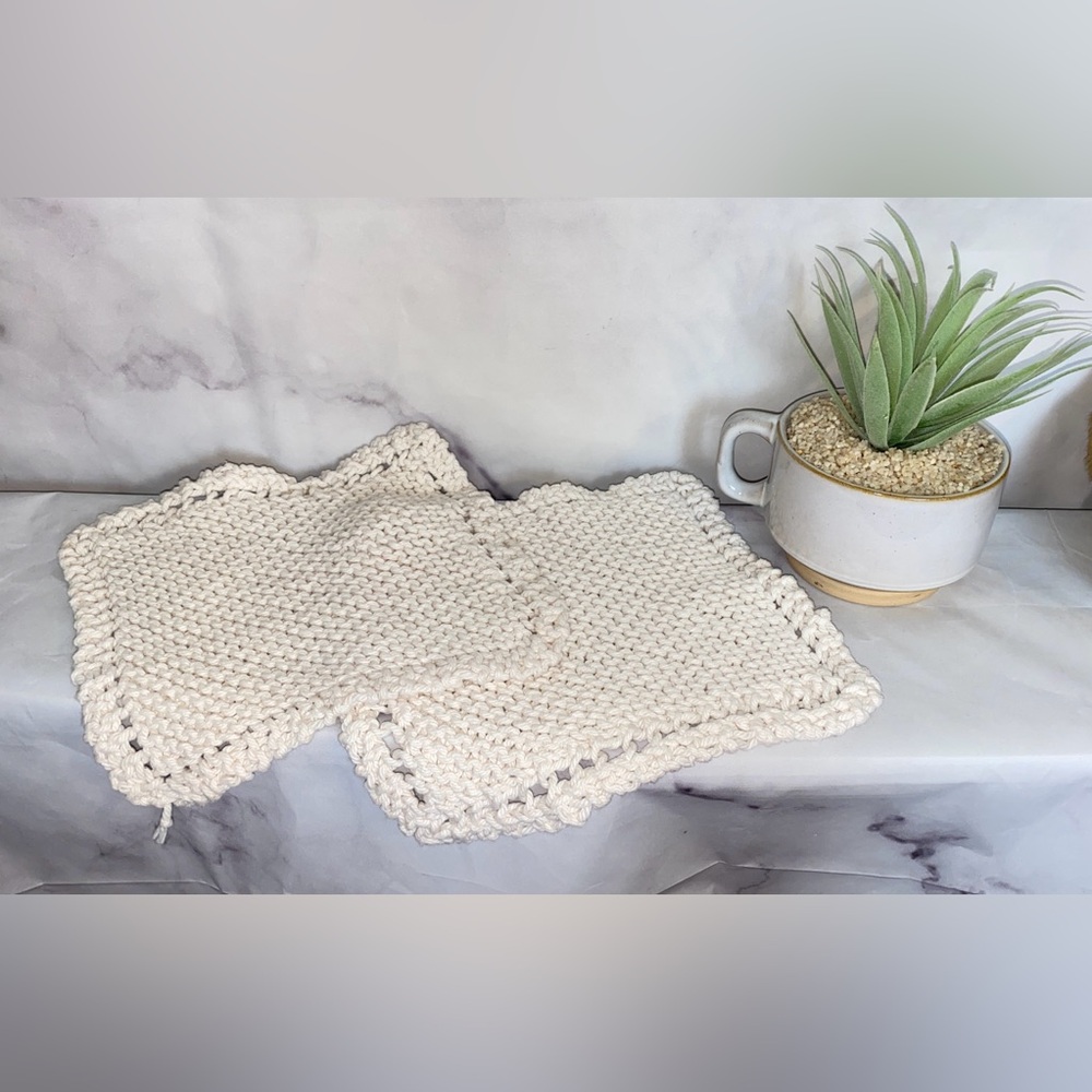 2 Vintage Hand Knit Washcloths (2)